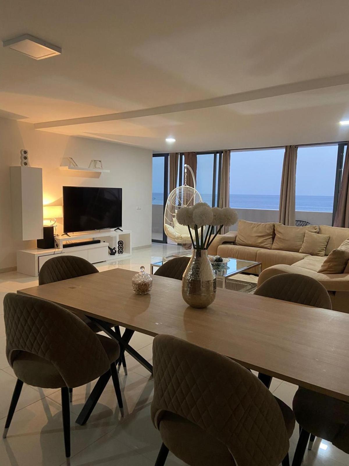 Nice Duplex, Прая Екстериор снимка