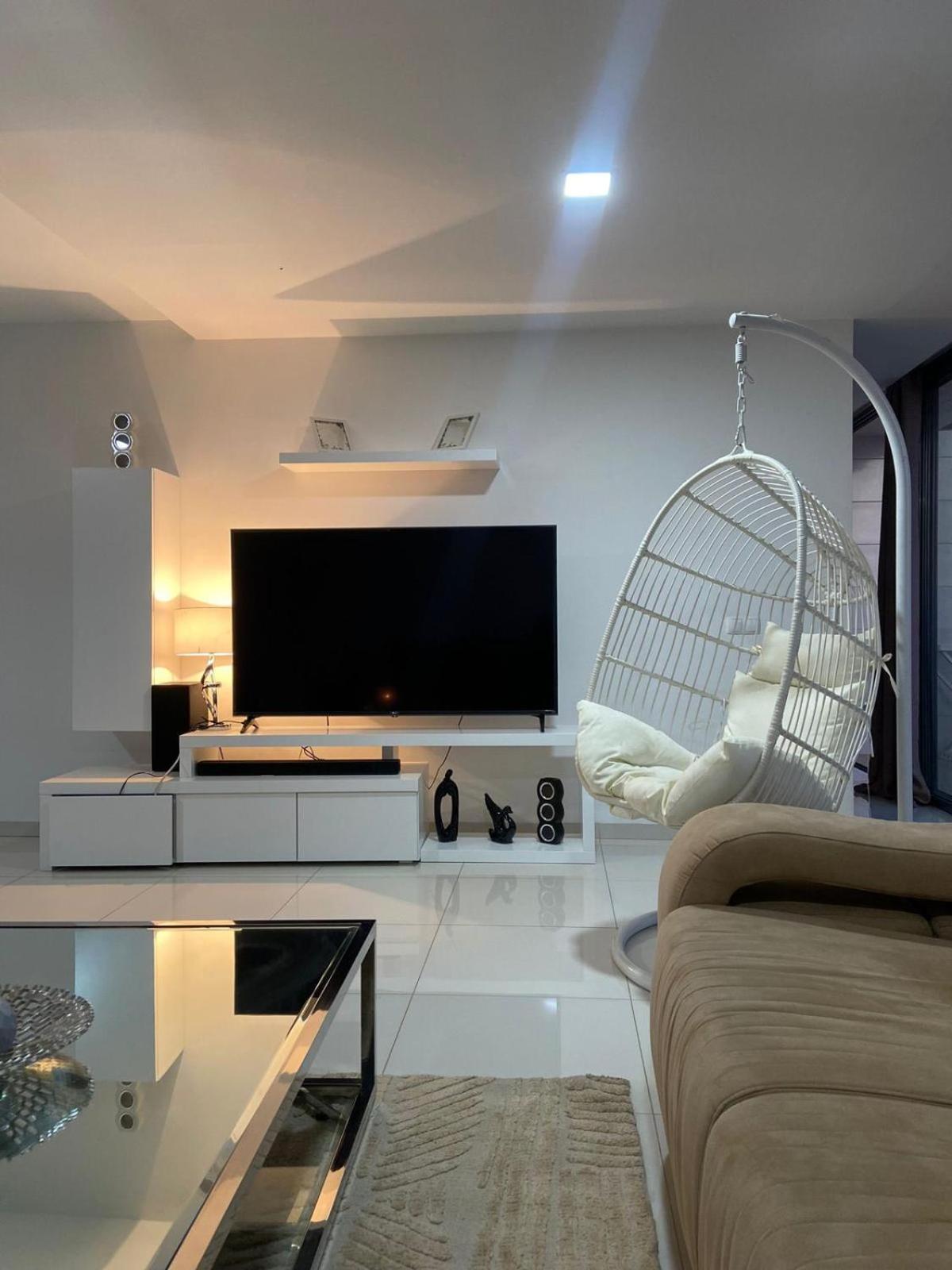 Nice Duplex, Прая Екстериор снимка
