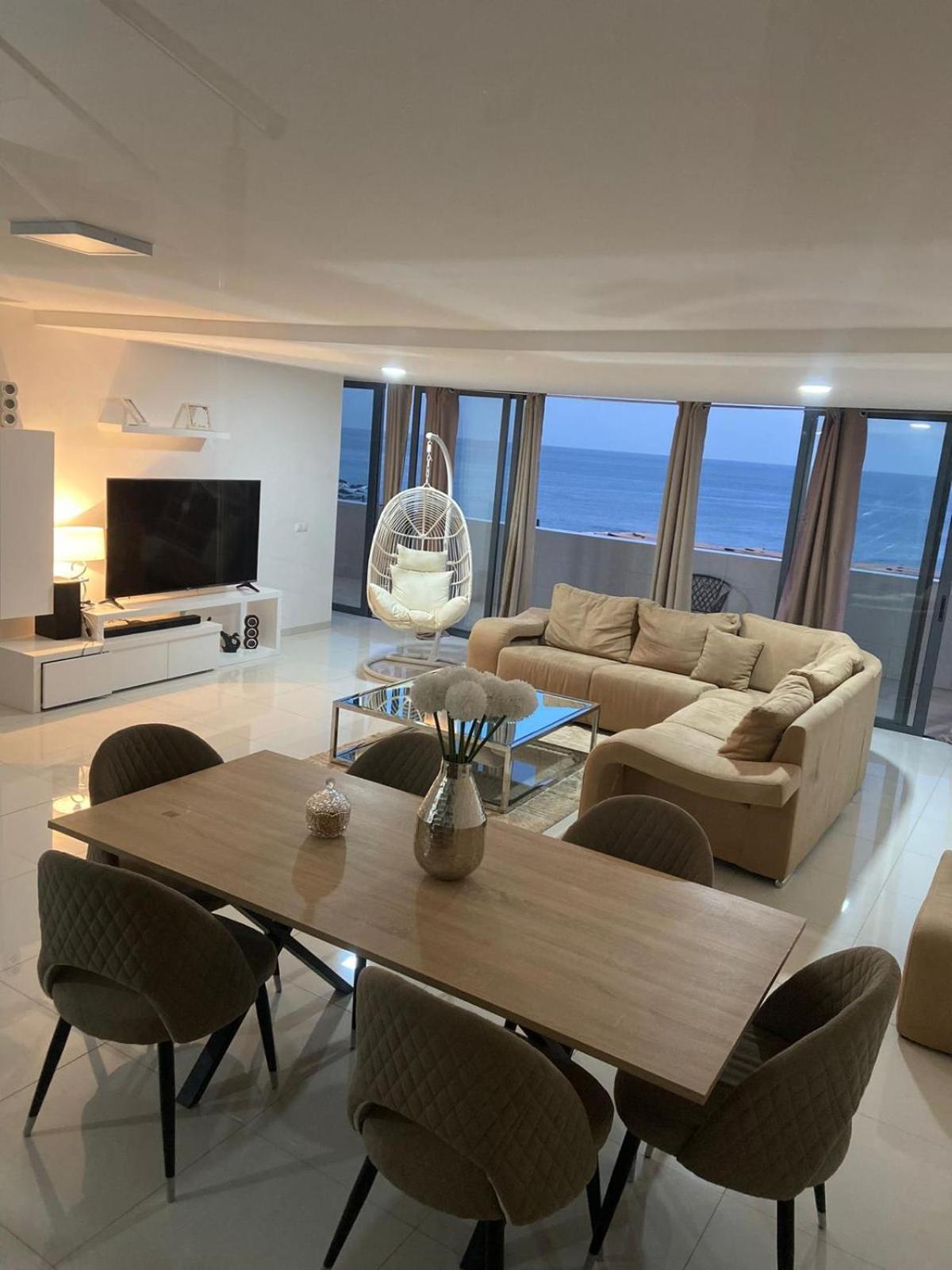 Nice Duplex, Прая Екстериор снимка