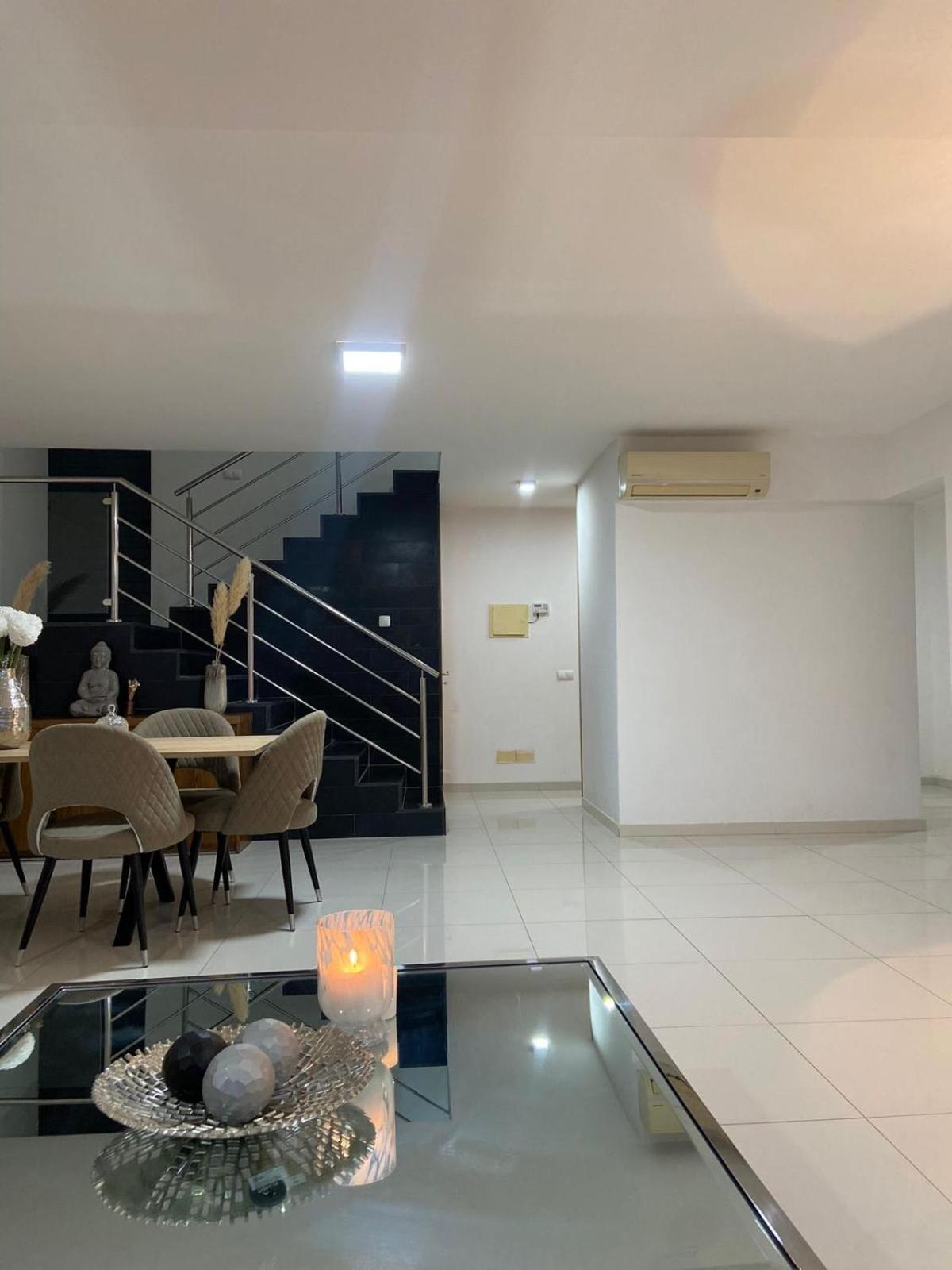 Nice Duplex, Прая Екстериор снимка
